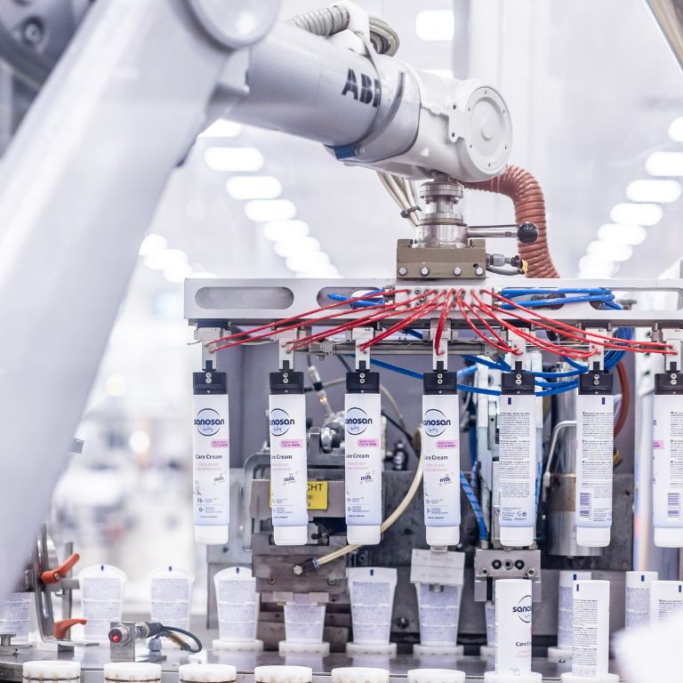 M&S COSMETICS GROUP in Handelsblatt article